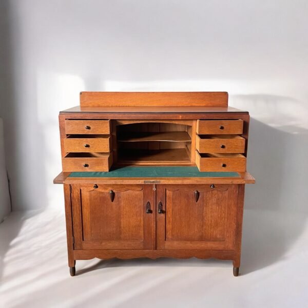 An antique oak secretary cabinet - Image 8