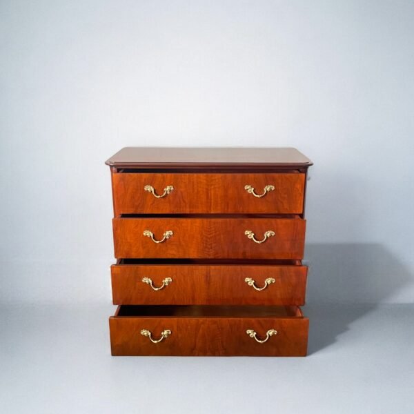 Antique Mahogany Chest of Drawers - Image 3