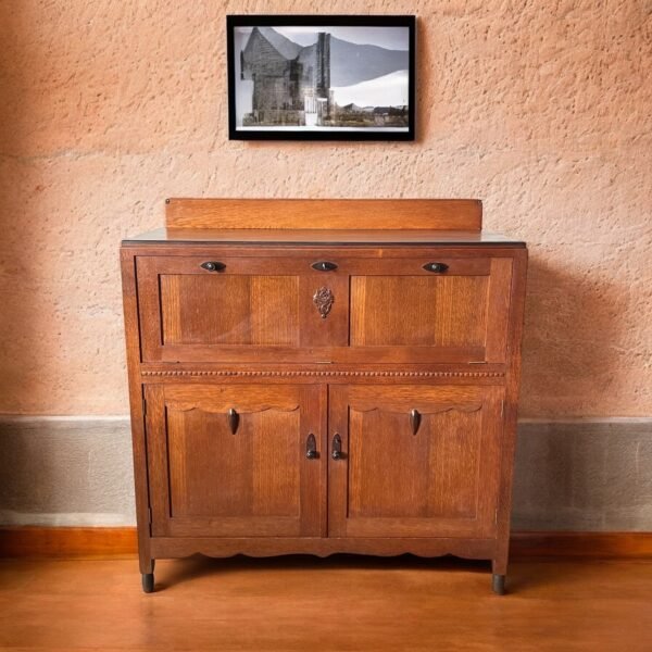 An antique oak secretary cabinet - Image 2