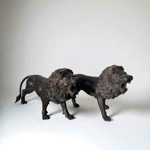 Bronze lion sculptures - Image 5