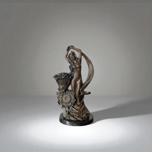 Sculpture of a woman - Image 4