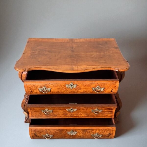 Chest of drawers - Image 3